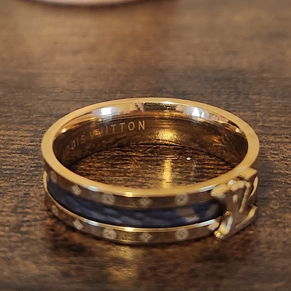 NWOT, LADIES RING - Picture 4 of 5